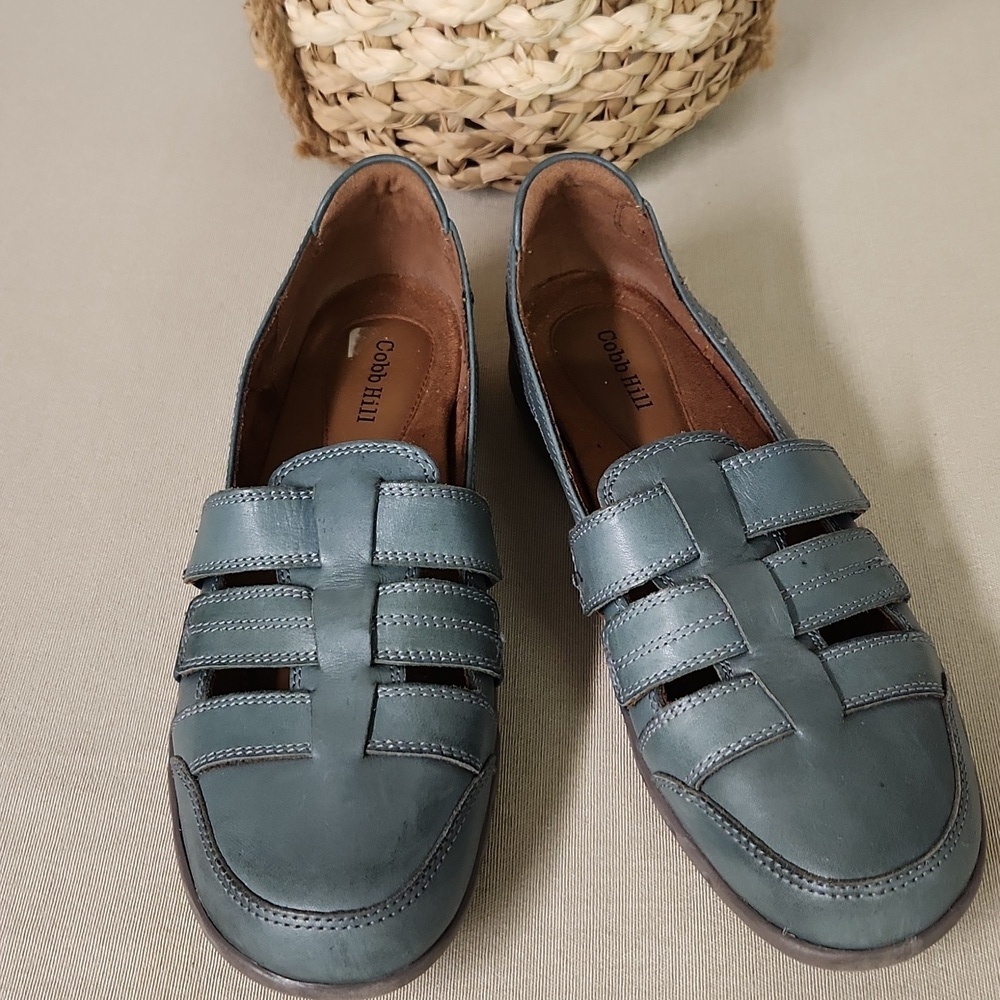Cobb Hill by New Balance  Blue Loafers SZ 8